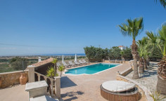 Luxury 3 bedroom villa with swimming pool for sale in Paralimni