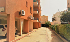 Large 2 bedrooms apartment with swimming pool for sale in Tombs of the Kings