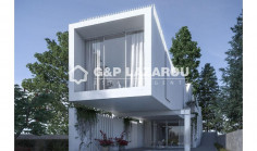 Spacious 4 bedroom house with swimming pool for sale in Geri