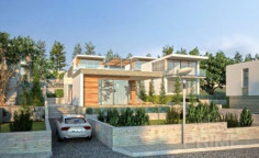 Lovely 4 bedroom villa for sale in Chloraka