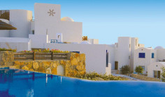 2 bedroom villa with swimming pool for sale in Chloraka