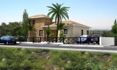 4 or 5 bedroom villa with extra utility rooms on large plot in Souni Limassol 