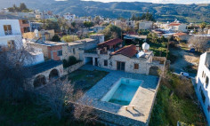 House (detached) in Giolou, Paphos for sale 