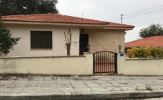 Spacious 3 bedroom house for sale in Lysos