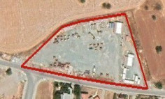 Spacious commercial for sale Ypsonas