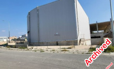 Large warehouse for sale in Aradippou