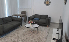 2 bedroom apartment with swimming pool to rent in Universal