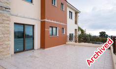 4 bedroom villa with a swimming pool in Konia, Paphos 