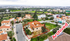 4 bedroom villa with a swimming pool in Konia, Paphos 