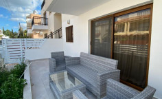 Spacious 1 bedroom apartment with swimming pool for sale in Universal