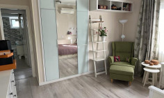 Large 3 bedroom apartment for sale in Neapolis
