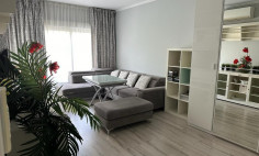 Large 3 bedroom apartment for sale in Neapolis