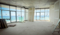 Office 96 m2 to rent in Neapolis