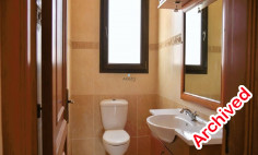 Spacious 3 bedroom villa with swimming pool for sale in Aradippou