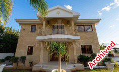 Beautiful 7 bedroom house with swimming pool for sale in Germasogeia