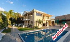 Beautiful 7 bedroom house with swimming pool for sale in Germasogeia