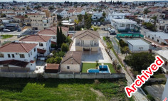 Luxury 3 bedroom house with swimming pool for sale in Aradippou