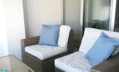 3 bedroom beachfront apartment with sea view in Mackenzie 