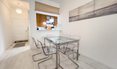 3 bedroom beachfront apartment with sea view in Mackenzie 