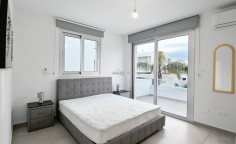 4 bedroom furnished house with swimming pool for sale in Livadia