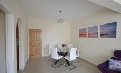 Luxury 2 bedroom furnished apartment with swimming pool for sale in Tombs of the Kings