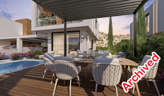 Spacious 4 bedroom house with swimming pool for sale in Mouttagiaka