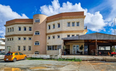 Shared mixed-use building in Deryneia, Famagusta 