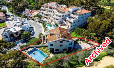 House with swimming pool in Oroklini, Larnaca 