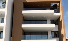 Luxury 3 bedroom penthouse with swimming pool for sale in Chalomantres