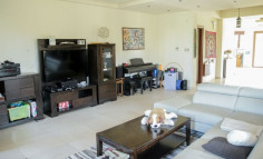 Beautiful 4 bedroom villa in Paralimni with title deeds 