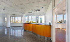 Commercial (office) in acropoli, Nicosia for rent 