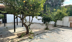 Five bedroom detached house at oroclini 
