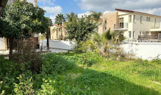 Five bedroom detached house at oroclini 