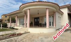 Three bedrooms detached fully furnished bungalow on a plot of 766 m2 at a 
