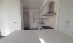 Large 3 bedroom unfurnished apartment to rent in Lykabittos
