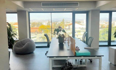 Beautiful office to rent in Zakaki
