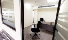 Beautiful office to rent in Zakaki