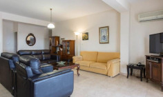 Beautiful 5 bedroom furnished house with swimming pool for sale in Kissonerga