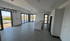 4 bedrooms house with swimming pool for sale in Agios Athanasios
