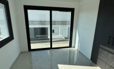 Apartment (penthouse) in Agios Nikolaos, Limassol for sale 