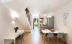 2 bedroom maisonette for sale in Universal