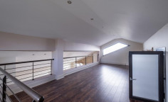 Spacious 4 bedrooms house with swimming pool for sale in Kalogiroi
