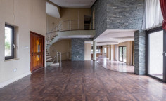 Spacious 4 bedrooms house with swimming pool for sale in Kalogiroi