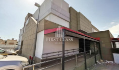 Commercial to rent in Zakaki