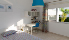 4 bedroom furnished bungalow with swimming pool to rent in Chloraka 4 bedroom furnished bungalow with swimming pool to rent in Chloraka