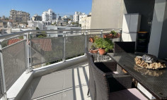 Beautiful 2 bedroom apartment for sale in Lykabittos