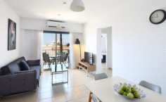 Luxury apartment with swimming pool for sale in Universal