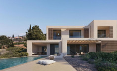 Spacious 5 bedroom villa with swimming pool for sale in Peyia