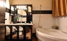 Luxury 3 bedroom furnished house for sale in Livadia