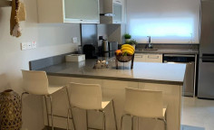Beautiful 2 bedroom furnished apartment with swimming pool to rent in Germasogeia